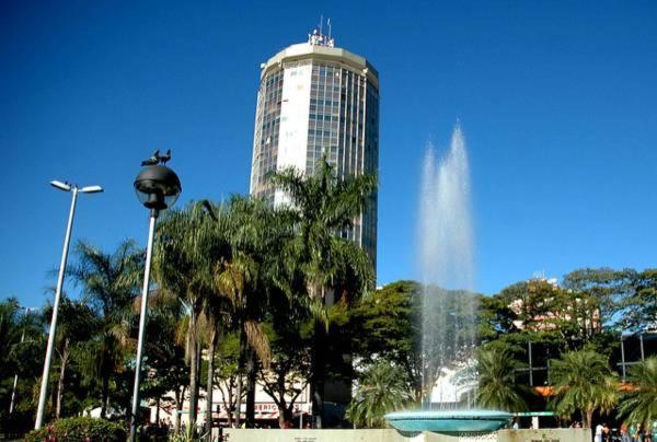 O Hotel Monte Carlo Uberlândia fica próximo aos hospitais Santa Catarina, Santa Clara, Santa Genoveva e várias clínicas médicas Exterior foto